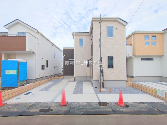 G00374296 埼玉県上尾市大字瓦葺 新築一戸建て 3590万円 土地面積120.03m² (約36.30坪) 建物面積96.67m² (約29.24坪) 間取り３ＬＤＫ 築年月2025年06月(築１年以内)【外観10】