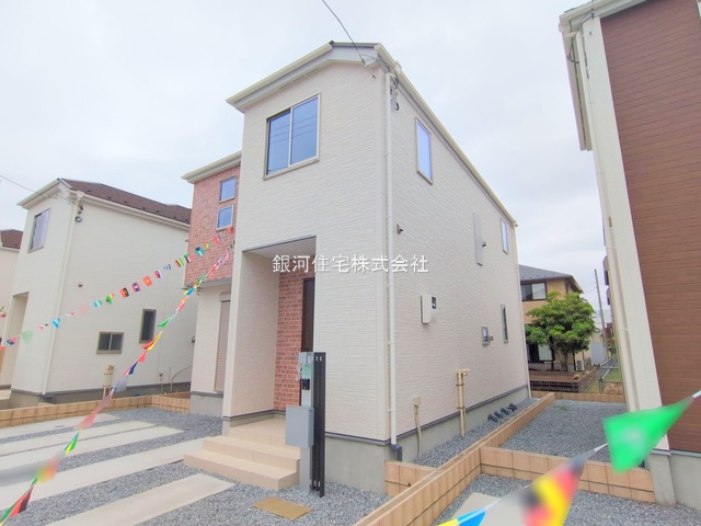 G00374298 埼玉県上尾市大字瓦葺 新築一戸建て 3590万円 土地面積120.12m² (約36.33坪) 建物面積95.43m² (約28.86坪) 間取り４ＬＤＫ 築年月2025年06月(築１年以内)【外観8】