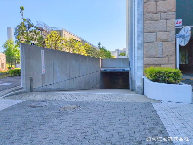 G00374654 東京都港区港南４丁目 中古マンション 1億6000万円 専有面積61.09m² (約18.47坪) 間取り１ＬＤＫ 所在階34階 築年月2006年10月(築18年)【外観6】
