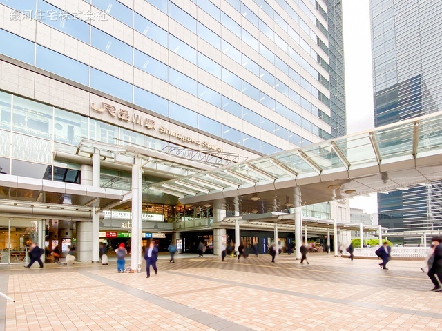 G00374654 東京都港区港南４丁目 中古マンション 1億6000万円 専有面積61.09m² (約18.47坪) 間取り１ＬＤＫ 所在階34階 築年月2006年10月(築18年)【周辺環境】JR「品川」駅