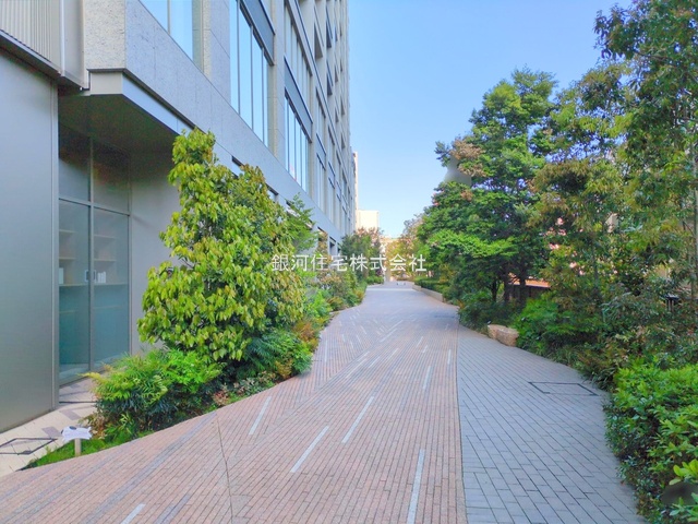 G00374686 東京都港区白金１丁目 中古マンション 2億5990万円 専有面積56.46m² (約17.07坪) 間取り２ＬＤＫ 所在階14階 築年月2023年02月(築2年)【外観10】