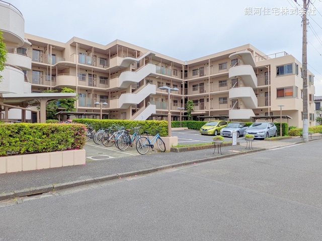G00374719 東京都練馬区東大泉２丁目 中古マンション 2990万円 専有面積55.20m² (約16.69坪) 間取り２ＬＤＫ 所在階2階 築年月1984年10月(築40年)【外観12】