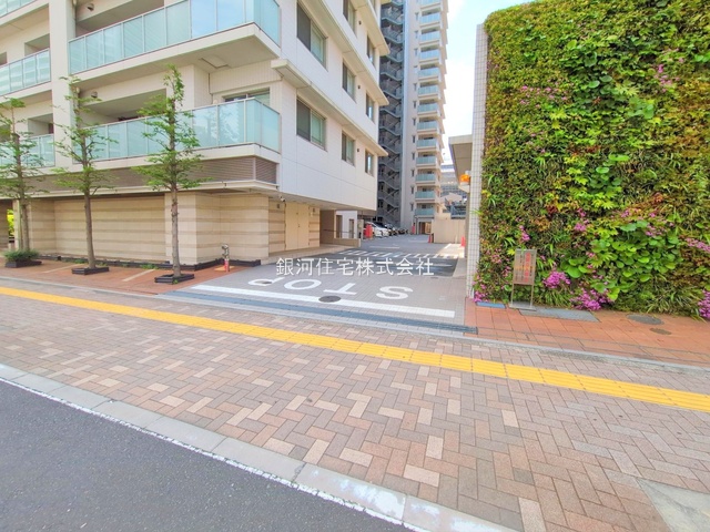 G00374720 東京都江東区東雲１丁目 中古マンション 9780万円 専有面積72.02m² (約21.78坪) 間取り３ＬＤＫ 所在階7階 築年月2012年02月(築13年)【外観13】
