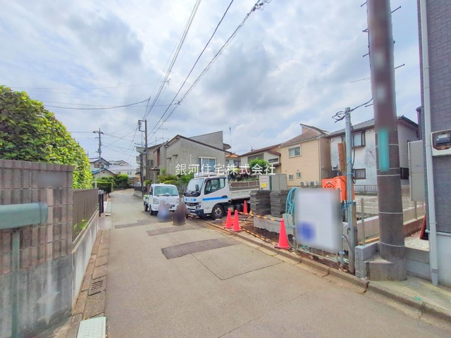 G00374832 神奈川県座間市栗原中央３丁目 新築一戸建て 3190万円 土地面積83.87m² (約25.37坪) 建物面積78.86m² (約23.85坪) 間取り３ＬＤＫ 築年月2025年08月【外観9】