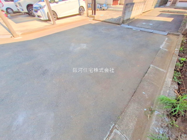 G00374833 埼玉県新座市石神１丁目 新築一戸建て 3190万円 土地面積87.52m² (約26.47坪) 建物面積86.73m² (約26.23坪) 間取り３ＬＤＫ 築年月2025年07月【外観5】