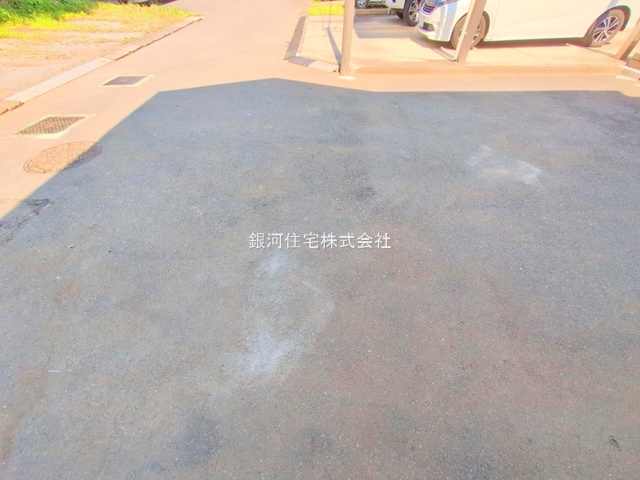G00374833 埼玉県新座市石神１丁目 新築一戸建て 3190万円 土地面積87.52m² (約26.47坪) 建物面積86.73m² (約26.23坪) 間取り３ＬＤＫ 築年月2025年07月【外観6】