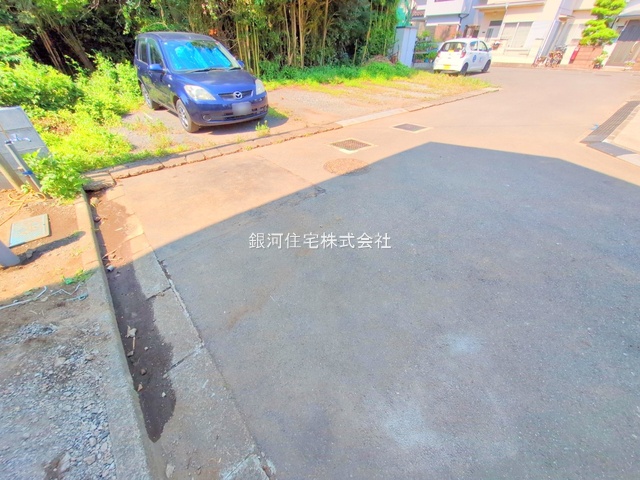 G00374833 埼玉県新座市石神１丁目 新築一戸建て 3190万円 土地面積87.52m² (約26.47坪) 建物面積86.73m² (約26.23坪) 間取り３ＬＤＫ 築年月2025年07月【外観7】