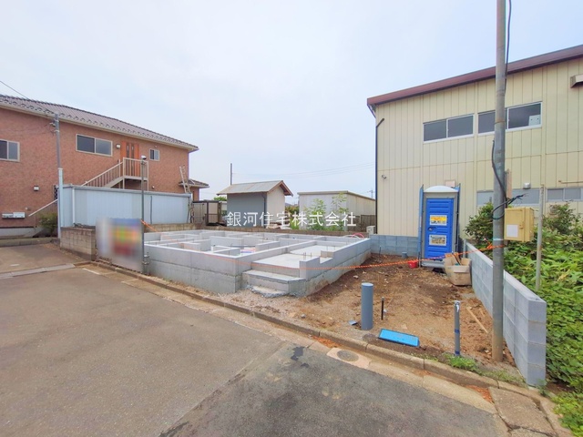 G00374833 埼玉県新座市石神１丁目 新築一戸建て 3190万円 土地面積87.52m² (約26.47坪) 建物面積86.73m² (約26.23坪) 間取り３ＬＤＫ 築年月2025年07月【外観16】