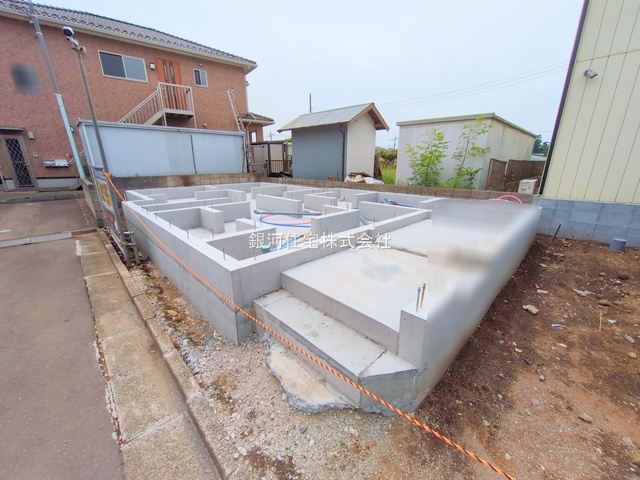 G00374833 埼玉県新座市石神１丁目 新築一戸建て 3190万円 土地面積87.52m² (約26.47坪) 建物面積86.73m² (約26.23坪) 間取り３ＬＤＫ 築年月2025年07月【外観17】