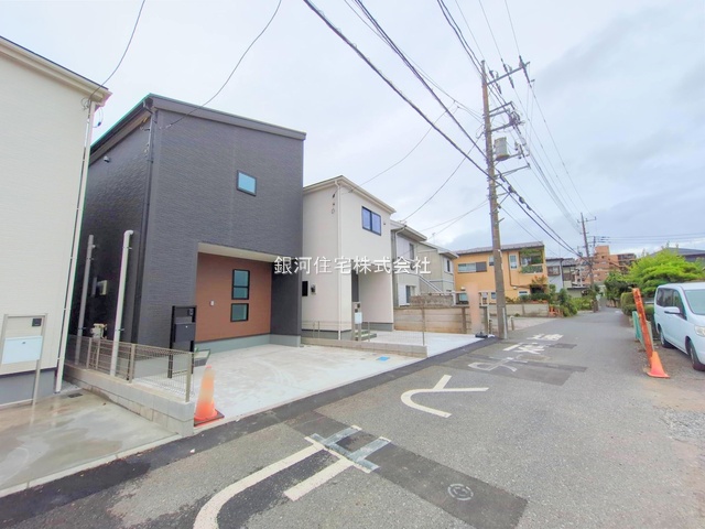 G00374884 神奈川県大和市下和田 新築一戸建て 4280万円 土地面積94.41m² (約28.55坪) 建物面積91.91m² (約27.80坪) 間取り２ＳＬＤＫ 築年月2025年06月(築１年以内)【外観3】