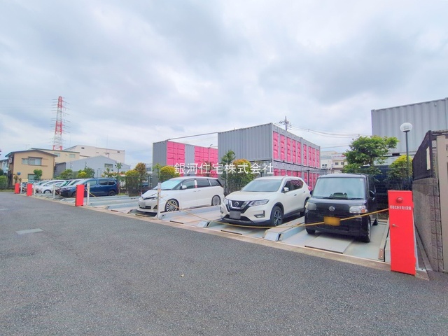G00374898 神奈川県横浜市鶴見区駒岡２丁目 中古マンション 4299万円 専有面積66.24m² (約20.03坪) 間取り３ＬＤＫ 所在階2階 築年月2004年02月(築21年)【外観9】