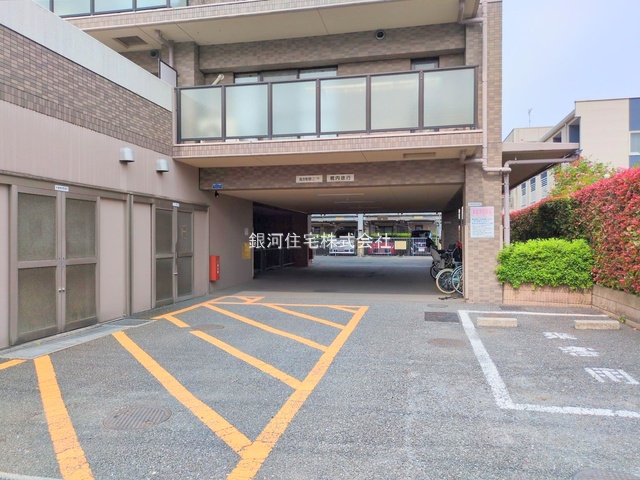 G00374932 東京都板橋区蓮根２丁目 中古マンション 5499万円 専有面積67.20m² (約20.32坪) 間取り３ＬＤＫ 所在階2階 築年月1999年10月(築25年)【外観10】