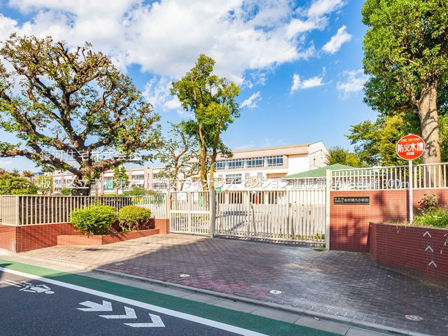 G00374932 東京都板橋区蓮根２丁目 中古マンション 5499万円 専有面積67.20m² (約20.32坪) 間取り３ＬＤＫ 所在階2階 築年月1999年10月(築25年)【周辺環境】板橋区立志村第六小学校