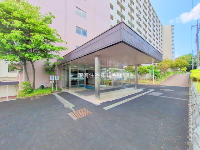 G00374943 神奈川県座間市入谷東２丁目 中古マンション 1599万円 専有面積69.30m² (約20.96坪) 間取り３ＬＤＫ 所在階8階 築年月1979年02月(築46年)【外観3】
