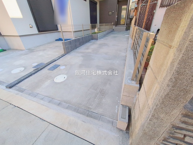 G00374958 千葉県市川市本北方１丁目 新築一戸建て 4190万円 土地面積94.92m² (約28.71坪) 建物面積86.32m² (約26.11坪) 間取り４ＬＤＫ 築年月2025年12月(築１年以内)【外観8】