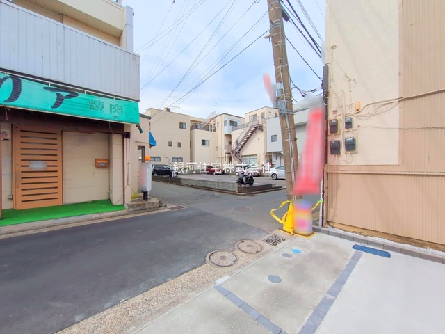 G00374967 神奈川県横浜市戸塚区原宿４丁目 新築一戸建て 3980万円 土地面積126.20m² (約38.17坪) 建物面積100.76m² (約30.47坪) 間取り４ＬＤＫ 築年月2025年03月(築１年以内)【外観13】