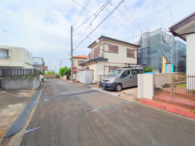 G00374969 神奈川県横浜市旭区四季美台 新築一戸建て 4480万円 土地面積117.32m² (約35.48坪) 建物面積94.91m² (約28.71坪) 間取り４ＬＤＫ 築年月2025年07月【外観3】