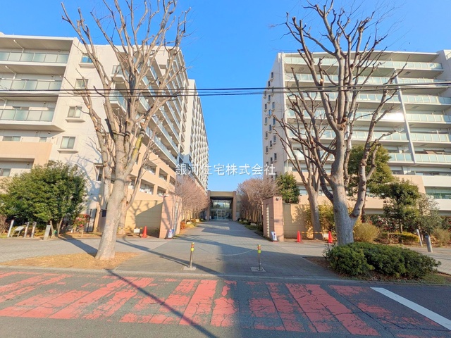 G00374970 東京都府中市東芝町 中古マンション 4999万円 専有面積88.80m² (約26.86坪) 間取り４ＬＤＫ 所在階2階 築年月2003年11月(築21年)【外観2】