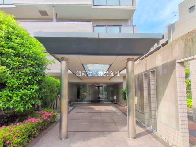 G00374982 神奈川県横浜市港北区新吉田東２丁目 中古マンション 5299万円 専有面積81.10m² (約24.53坪) 間取り３ＬＤＫ 所在階2階 築年月1990年03月(築35年)【外観3】