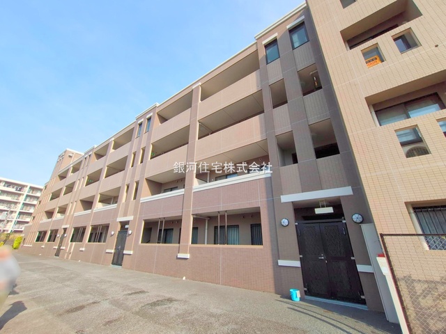 G00374983 神奈川県鎌倉市岩瀬 中古マンション 4499万円 専有面積77.71m² (約23.50坪) 間取り３ＬＤＫ 所在階2階 築年月1997年03月(築28年)【外観2】