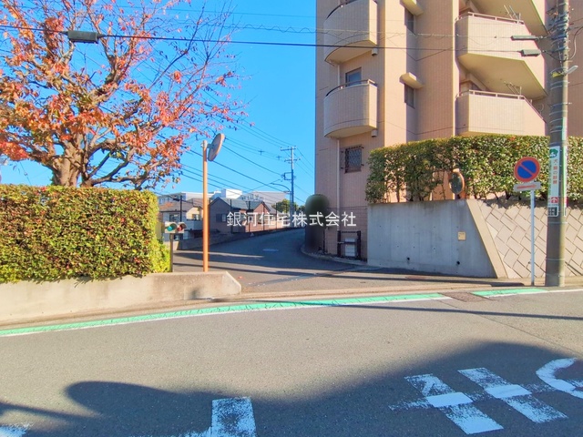 G00374984 神奈川県横浜市港南区大久保２丁目 中古マンション 4799万円 専有面積86.01m² (約26.01坪) 間取り３ＬＤＫ 所在階3階 築年月2000年04月(築25年)【外観6】