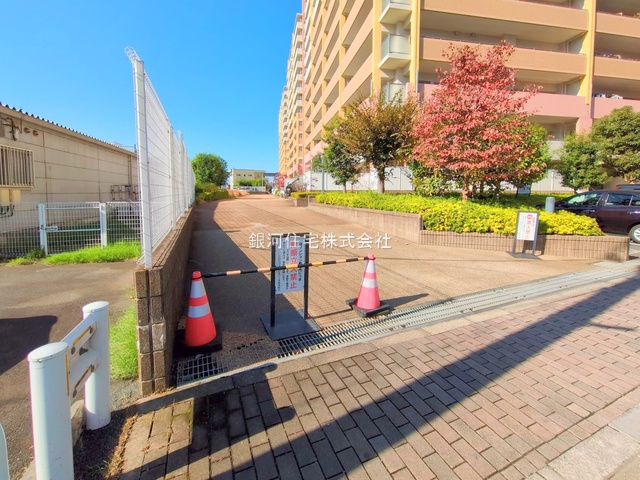G00375192 東京都東大和市桜が丘２丁目 中古マンション 4699万円 専有面積72.37m² (約21.89坪) 間取り３ＬＤＫ 所在階10階 築年月2002年02月(築23年)【外観6】