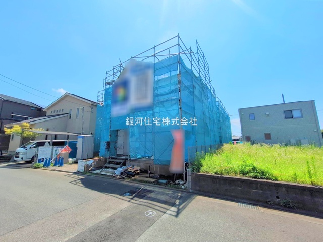 G00375727 神奈川県綾瀬市深谷中１丁目 新築一戸建て 4790万円 土地面積159.78m² (約48.33坪) 建物面積95.85m² (約28.99坪) 間取り４ＬＤＫ 築年月2025年09月【外観2】