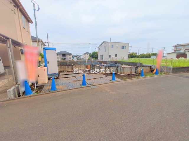 G00375727 神奈川県綾瀬市深谷中１丁目 新築一戸建て 4790万円 土地面積159.78m² (約48.33坪) 建物面積95.85m² (約28.99坪) 間取り４ＬＤＫ 築年月2025年09月【外観8】