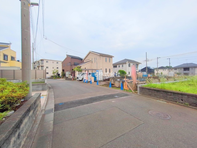 G00375727 神奈川県綾瀬市深谷中１丁目 新築一戸建て 4790万円 土地面積159.78m² (約48.33坪) 建物面積95.85m² (約28.99坪) 間取り４ＬＤＫ 築年月2025年09月【外観9】