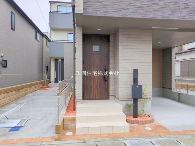 G00375921 千葉県市川市入船 新築一戸建て 5790万円 土地面積68.40m² (約20.69坪) 建物面積110.38m² (約33.38坪) 築年月2025年09月(築１年以内)【外観4】