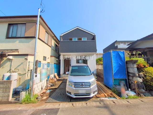 G00376281 神奈川県綾瀬市大上３丁目 新築一戸建て 4399万円 土地面積96.46m² (約29.17坪) 建物面積92.22m² (約27.89坪) 間取り３ＬＤＫ 築年月2025年09月【外観13】