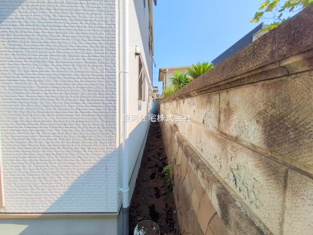 G00376281 神奈川県綾瀬市大上３丁目 新築一戸建て 4399万円 土地面積96.46m² (約29.17坪) 建物面積92.22m² (約27.89坪) 間取り３ＬＤＫ 築年月2025年09月【外観17】