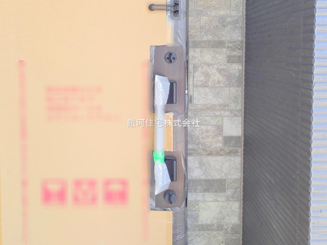 G00376654 神奈川県綾瀬市深谷中３丁目 新築一戸建て 4799万円 土地面積111.35m² (約33.68坪) 建物面積105.77m² (約31.99坪) 築年月2025年07月(築１年以内)【外観16】