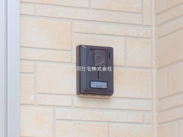 G00377277 神奈川県綾瀬市深谷上５丁目 新築一戸建て 3380万円 土地面積107.43m² (約32.49坪) 建物面積93.95m² (約28.41坪) 間取り３ＬＤＫ 築年月2025年07月(築１年以内)【外観18】