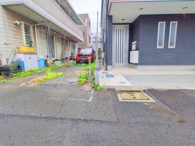 G00377315 東京都府中市紅葉丘１丁目 新築一戸建て 4480万円 土地面積58.50m² (約17.69坪) 建物面積69.24m² (約20.94坪) 築年月2024年12月(築１年以内)【外観11】
