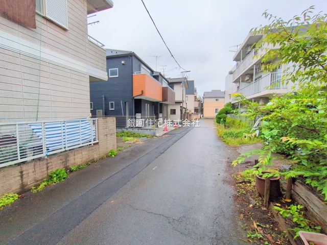 G00377315 東京都府中市紅葉丘１丁目 新築一戸建て 4480万円 土地面積58.50m² (約17.69坪) 建物面積69.24m² (約20.94坪) 築年月2024年12月(築１年以内)【外観12】