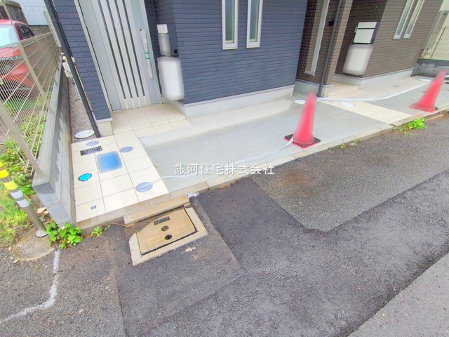 G00377315 東京都府中市紅葉丘１丁目 新築一戸建て 4480万円 土地面積58.50m² (約17.69坪) 建物面積69.24m² (約20.94坪) 築年月2024年12月(築１年以内)【外観18】