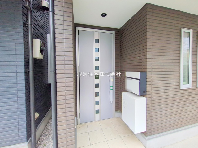 G00377316 東京都府中市紅葉丘１丁目 新築一戸建て 4580万円 土地面積58.51m² (約17.69坪) 建物面積69.24m² (約20.94坪) 築年月2024年12月(築１年以内)【外観17】