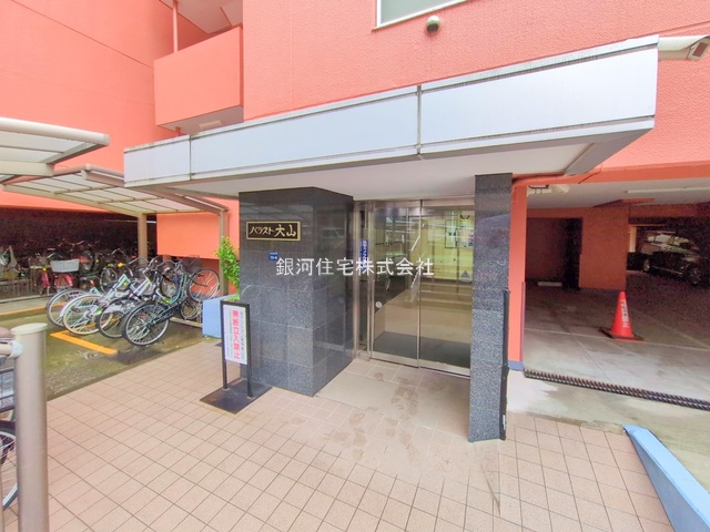 G00377319 東京都板橋区大山金井町 中古マンション 2698万円 専有面積42.72m² (約12.92坪) 間取り１ＬＤＫ 所在階11階 築年月1978年11月(築46年)【外観3】