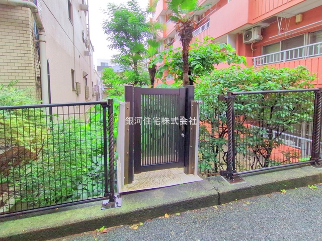 G00377319 東京都板橋区大山金井町 中古マンション 2698万円 専有面積42.72m² (約12.92坪) 間取り１ＬＤＫ 所在階11階 築年月1978年11月(築46年)【外観6】