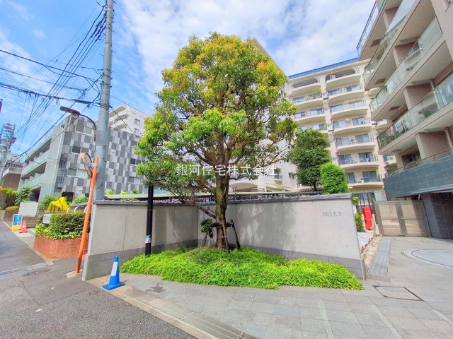 G00377441 東京都港区高輪２丁目 中古マンション 7180万円 専有面積67.49m² (約20.41坪) 間取り２ＬＤＫ 所在階6階 築年月1969年01月(築56年)【外観4】