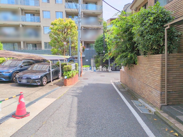 G00377441 東京都港区高輪２丁目 中古マンション 7180万円 専有面積67.49m² (約20.41坪) 間取り２ＬＤＫ 所在階6階 築年月1969年01月(築56年)【外観7】