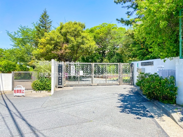 G00377441 東京都港区高輪２丁目 中古マンション 7180万円 専有面積67.49m² (約20.41坪) 間取り２ＬＤＫ 所在階6階 築年月1969年01月(築56年)【周辺環境】港区立高松中学校