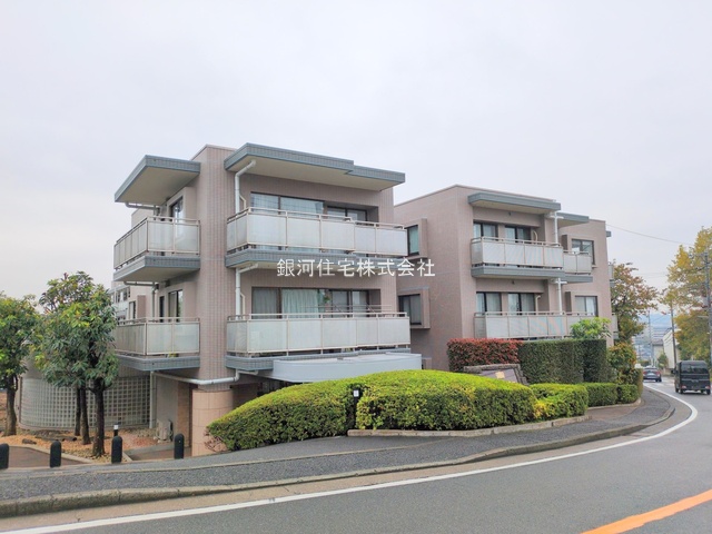 G00377498 神奈川県横浜市港北区日吉本町５丁目 中古マンション 4848万円 専有面積71.02m² (約21.48坪) 間取り２ＳＬＤＫ 所在階3階 築年月1997年03月(築28年)【外観2】