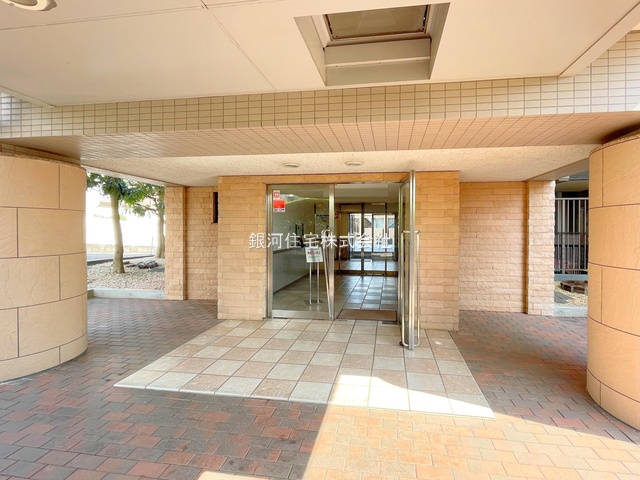 G00377498 神奈川県横浜市港北区日吉本町５丁目 中古マンション 4848万円 専有面積71.02m² (約21.48坪) 間取り２ＳＬＤＫ 所在階3階 築年月1997年03月(築28年)【外観16】