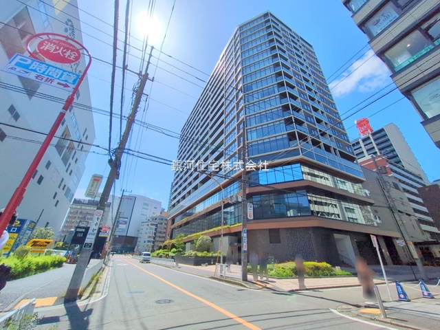 G00377530 神奈川県横浜市西区北幸２丁目 中古マンション 1億5990万円 専有面積82.20m² (約24.86坪) 間取り３ＬＤＫ 所在階7階 築年月2018年01月(築7年)【外観7】