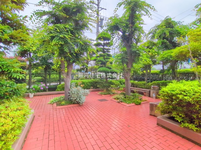 G00377635 神奈川県横浜市戸塚区戸塚町 中古マンション 2299万円 専有面積65.32m² (約19.75坪) 間取り３ＬＤＫ 所在階5階 築年月1984年02月(築41年)【外観7】