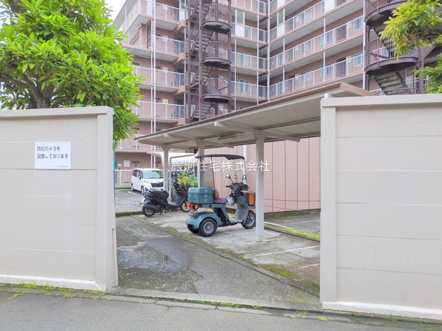 G00377635 神奈川県横浜市戸塚区戸塚町 中古マンション 2299万円 専有面積65.32m² (約19.75坪) 間取り３ＬＤＫ 所在階5階 築年月1984年02月(築41年)【外観13】