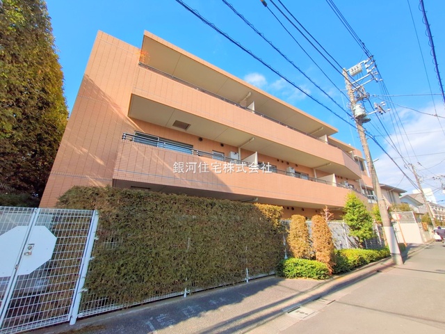 G00377674 東京都渋谷区初台２丁目 中古マンション 1億1490万円 専有面積65.50m² (約19.81坪) 間取り２ＬＤＫ 所在階4階 築年月2005年02月(築20年)【外観4】