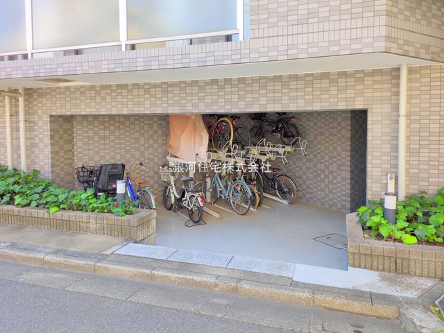 G00377815 東京都中野区南台４丁目 中古マンション 7490万円 専有面積63.44m² (約19.19坪) 間取り２ＬＤＫ 所在階2階 築年月1997年03月(築28年)【外観10】